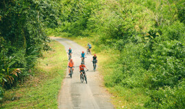 MOUNTAIN BIKE AROUND THE LAKE